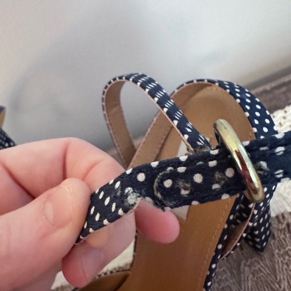 Navy Polk a dot heels - Picture 5 of 7